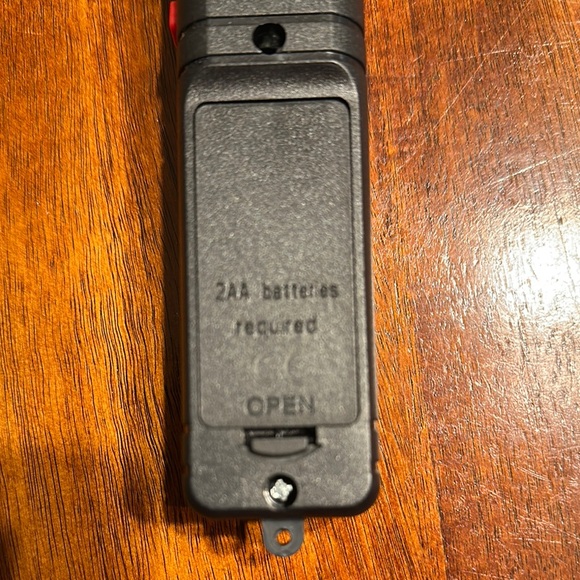 Yellow Electric Bug Zapper Racket - Picture 5 of 8